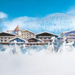 Skiën, langlaufen, wandelen en zwemmen in het Zugspitzgebied van Tirol