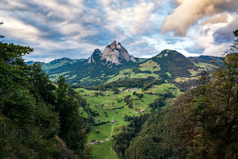 stoos ridge​